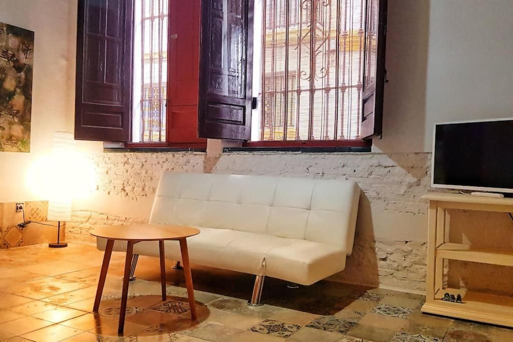 Ferienwohnung B Reform Netflix Parking Segun Disponibilidad Sevilla Exterior foto